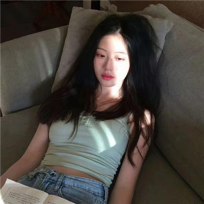 裸女岛恩仇记